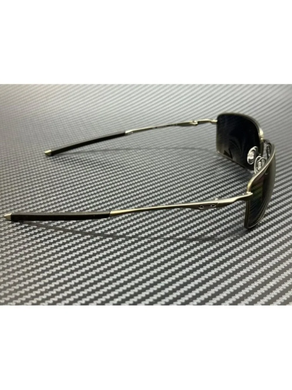New Oakley Men Carbon Sunglasses 60-17-123